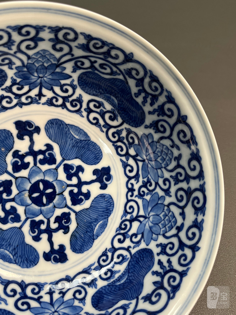 清光绪  内青花外粉彩瑞果纹碗 - 图10